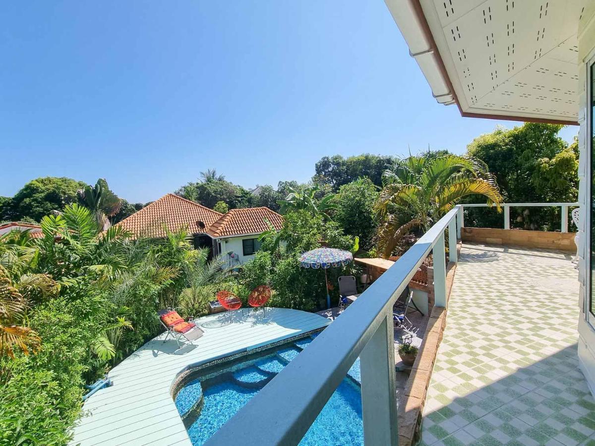 Tina'S Living Paradise - Guesthouses With Private Pool Бан-Пе Экстерьер фото