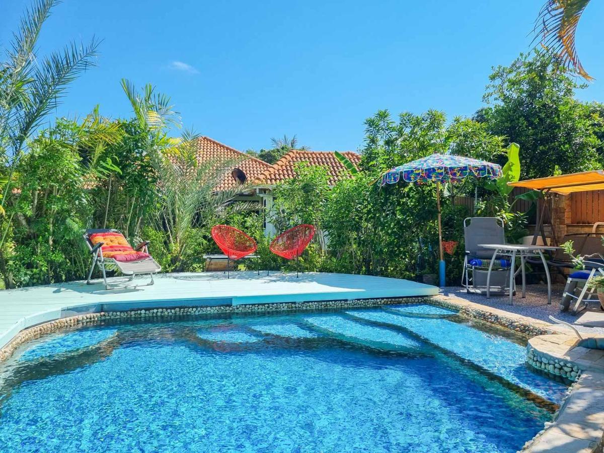 Tina'S Living Paradise - Guesthouses With Private Pool Бан-Пе Экстерьер фото